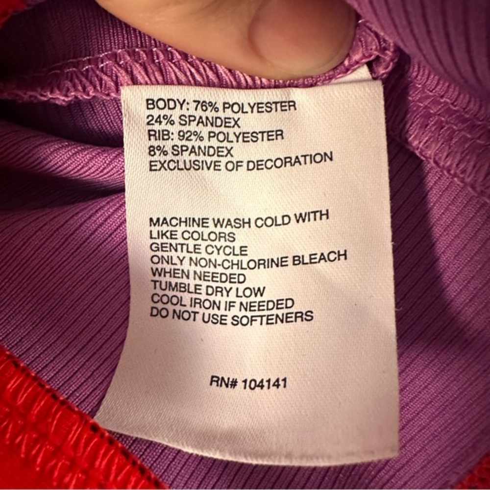 DSG Twitch +‎ Allison Cropped Athletic Top | Red/Black/Purple - Picture 4 of 6